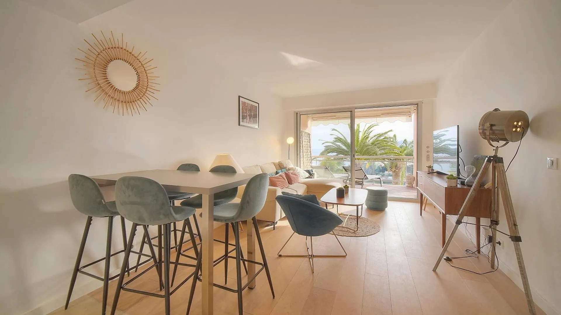 Aure-Parking-Piscine-Terrasse-Vca Apartment Cannes