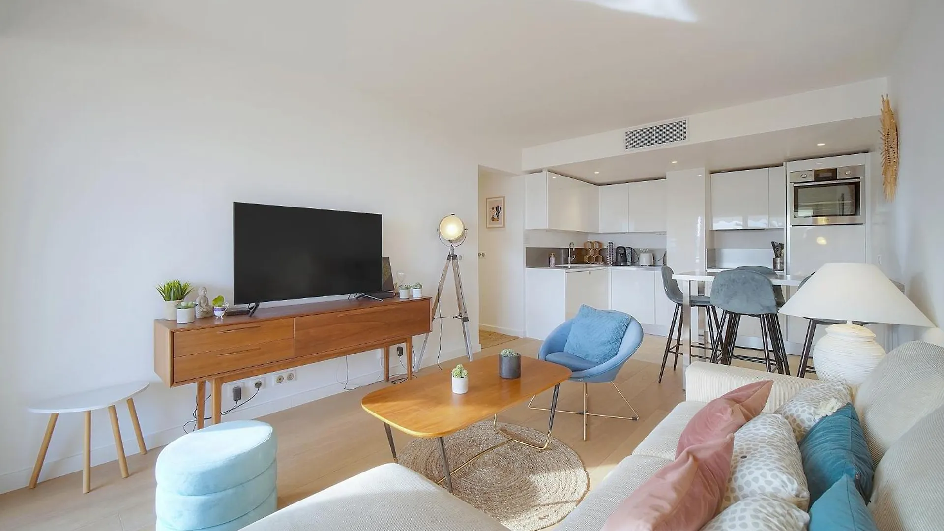 Apartmán Aure-Parking-Piscine-Terrasse-Vca Cannes 0*,  Francie